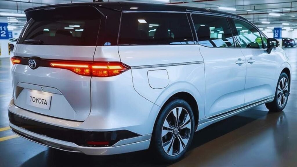 Toyota Sienna Hybrid 2026